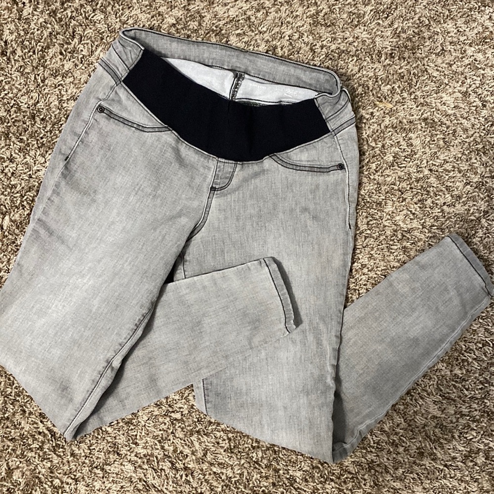 Maternity grey jeans